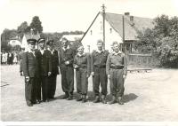 Slavnostní předání a otevření domu požárníků v Křivém dne 30.6.1956.  Zleva: náčelník inspekce požární ochrany Jaroslav Fišer, František Juříček, Ludvík Podzemný, Stanislav Zdráhala, Karel Mrnuštík, Ludvík Malůšek, Ludvík Šimurda.